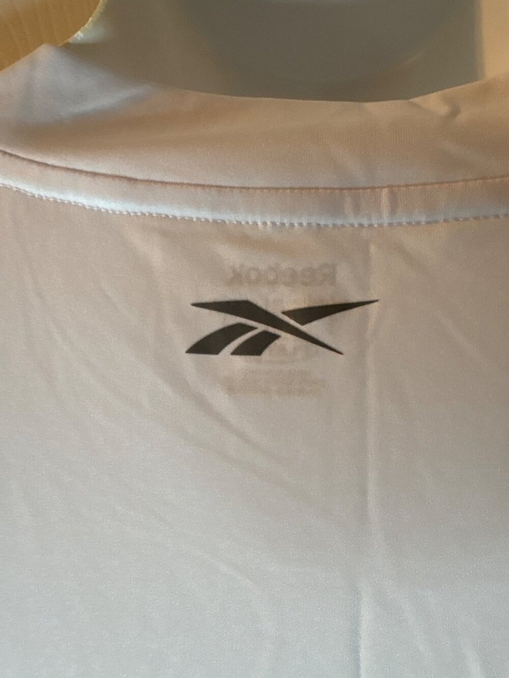 Reebok Mens White & Black Mesh Panel Athletic Shirt Short Sleeve Lightweight Bre - Picture 6 of 11